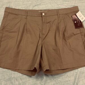 NWT Gloria Vanderbilt Shorts